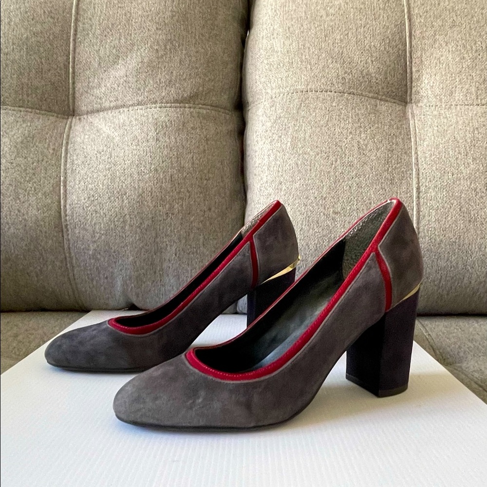 Tommy Hilfiger Dark Blue heels